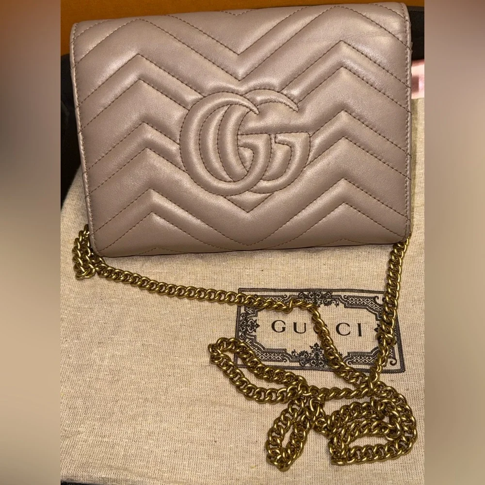 /traded/💯 Gucci Marmont Clutch/Wallet on a Chain - Picture 10 of 16